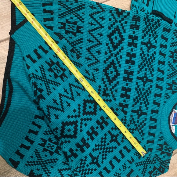 Vintage pattern sweater good condition - Picture 8 of 9